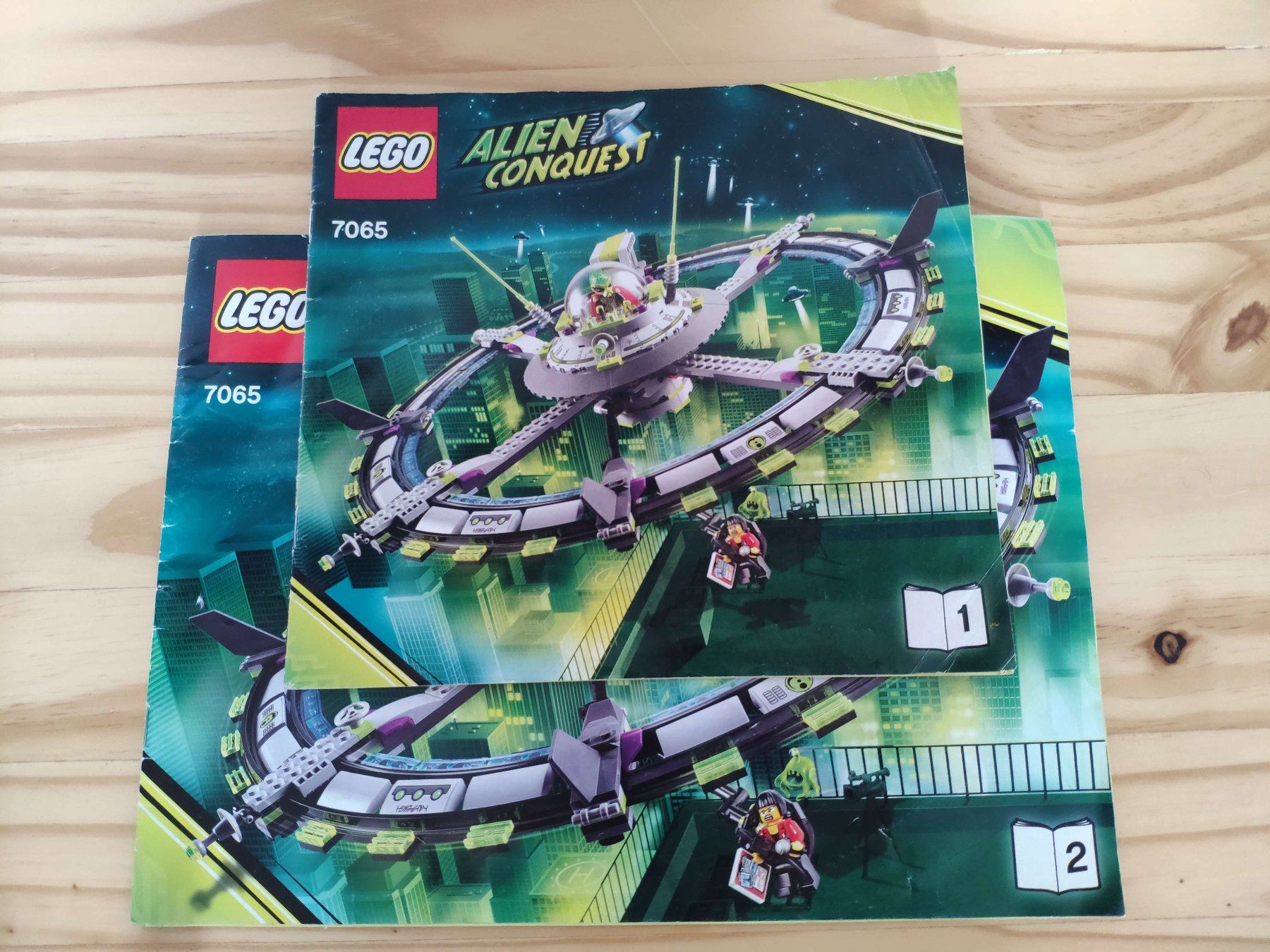 Lego Baukästen: LEGO Alien Conquest: Alien Striker & Mothership – Gebraucht aus Nussbaumen AG von  3