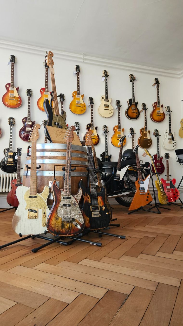 Strumenti musicali: Paoletti Stratospheric Lounge ALFA – Usato da pieterlen venduto da AntonelloGuitars 3