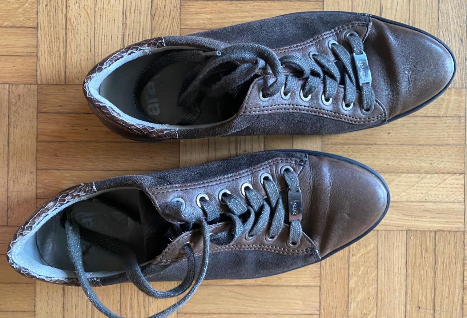 Ara Scarpe da donna: Leder-Sneaker – Usato da Pfäffikon SZ venduto da Ttwister 1