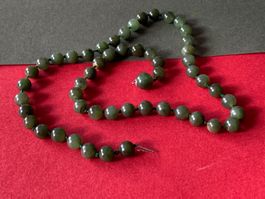 Jadekette + Weissgoldverschluss  (750)