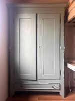 Armadio antico fine '800 restaurato per cameretta