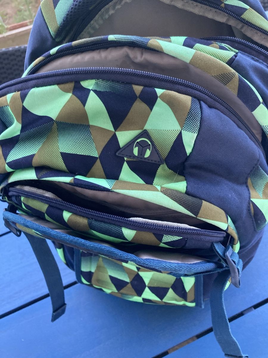 Satch Sacs à dos: Rucksack mit geometrischem Muster Marke Satch – D'occasion à Otelfingen par pat_8jmb 5