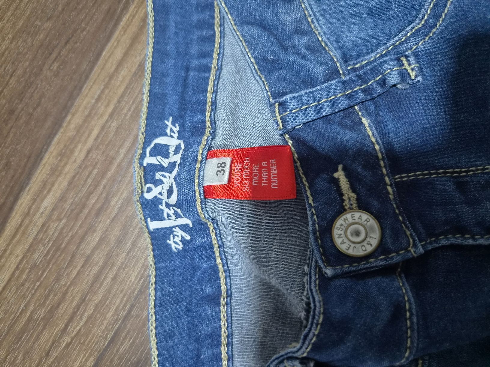 Lots de vêtements: Hosenpaket Grösse 38 – D'occasion à Altishofen par tammy05 2