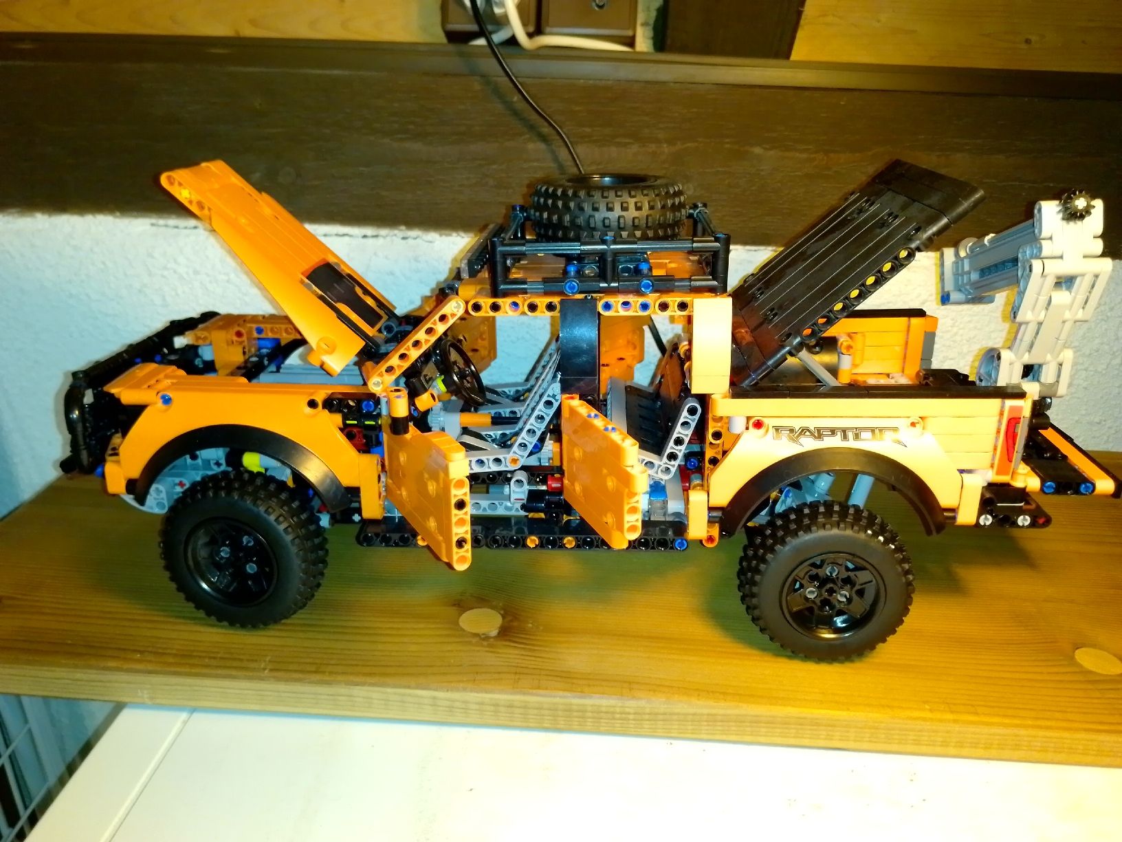 Giocattoli: Ford F-150 Raptor – Usato da Nussbaumen AG venduto da francisnobs 5