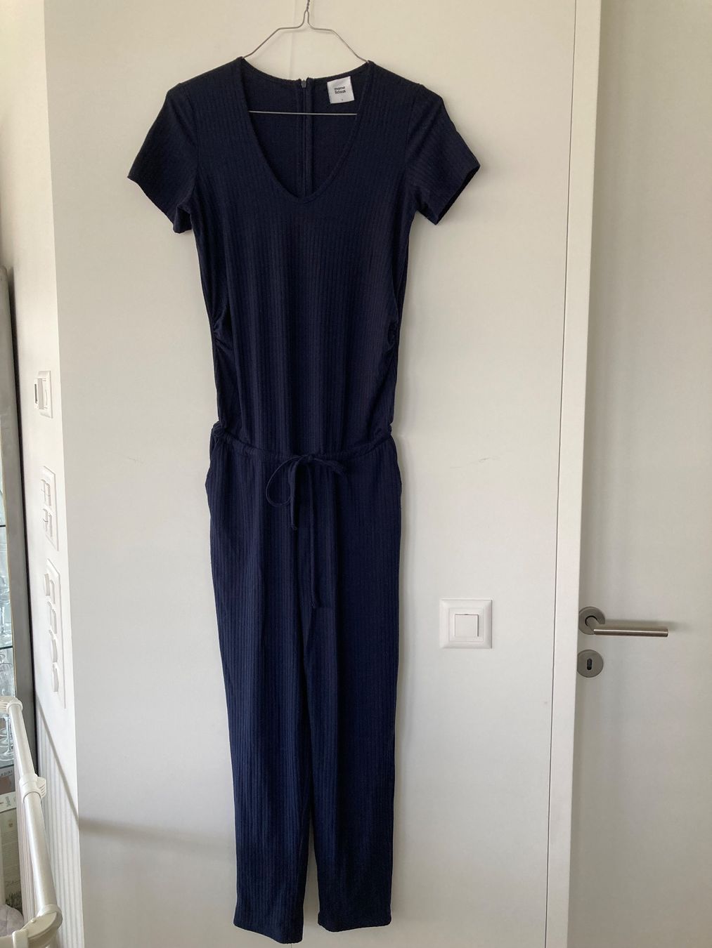 Mamalicious Tute: Mamaclicious Umstands-Jumpsuit Gr. S dunkelblau – Usato da Stäfa venduto da elog