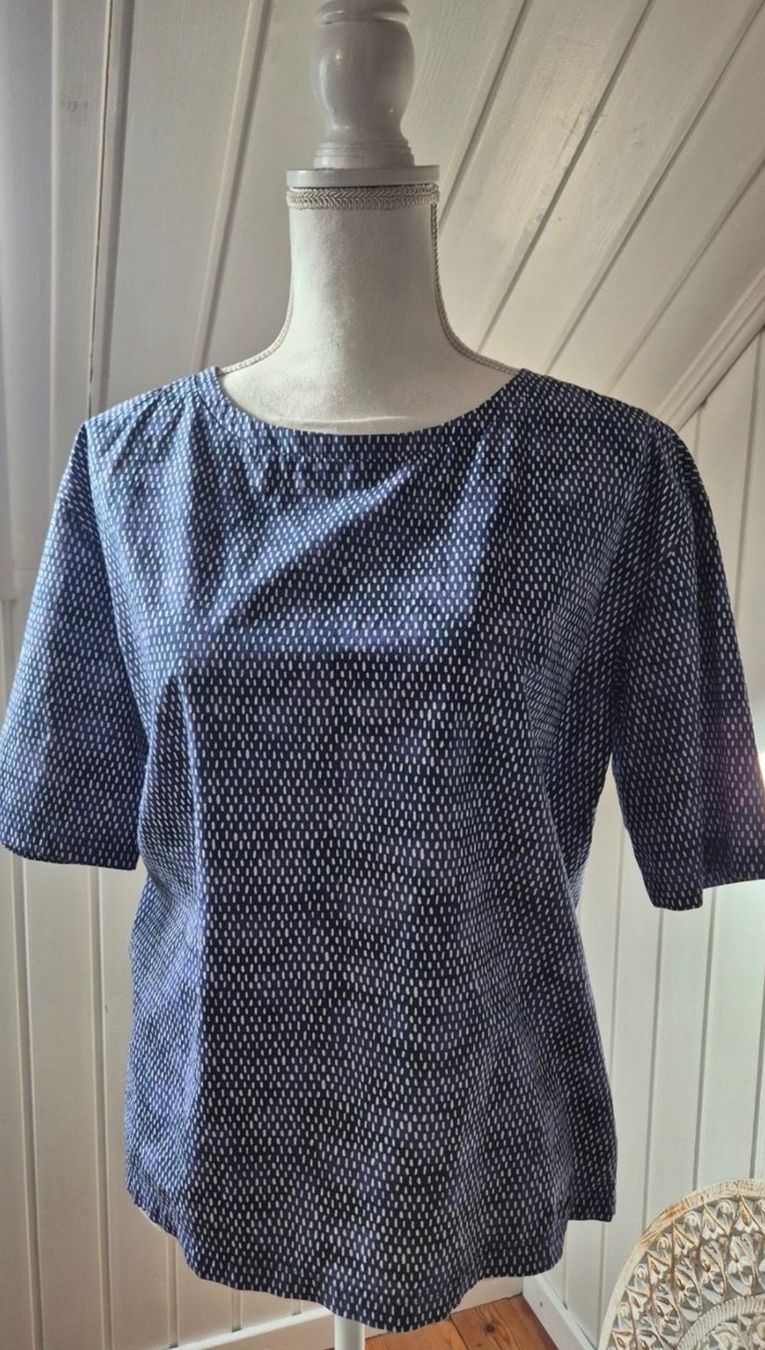 Woolrich Camicette: Blaue Kurzarmbluse S/M Woolrich - neuwertig – Nuovo (secondo la descrizione) da Safenwil venduto da 2hand_aber_wertvoll