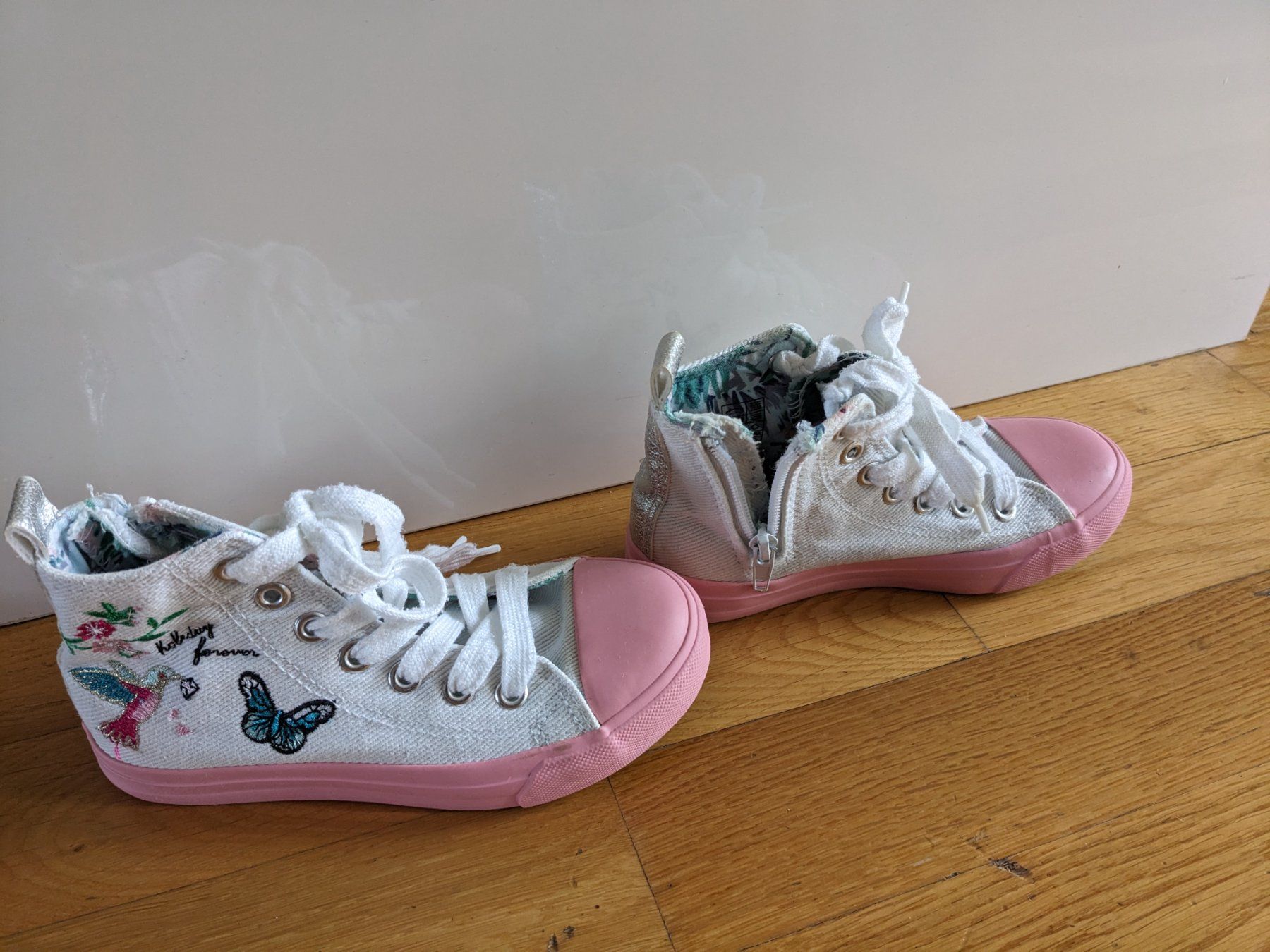 Friboo Scarpe per ragazze: COOL Sneakers G.29 – Usato da Zürich venduto da epopeyaodisea 2