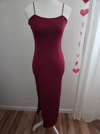 Kleid bordeauxrot Spaghettiträger Maxikleid Grösse S