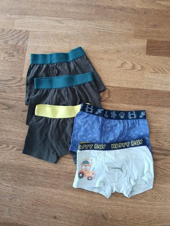 Unterhosen 5x Gr. 110/116...