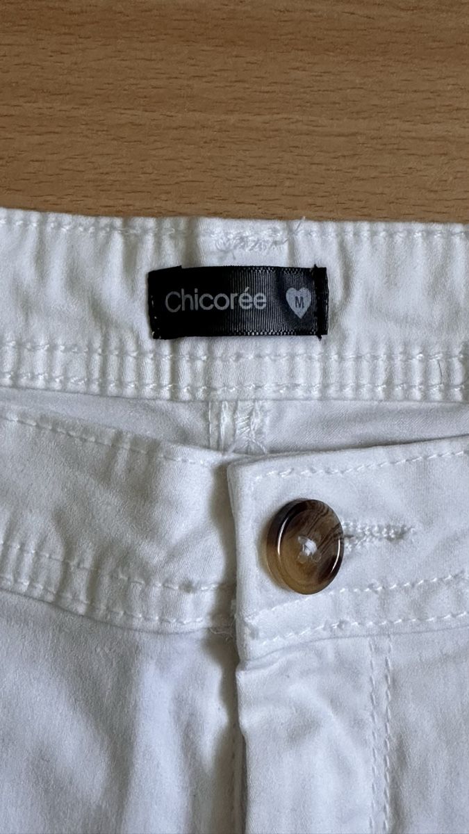 Lotti & Set di vestiti: 2 Shorts Grösse M – Usato da Romanshorn venduto da Butterdog 2