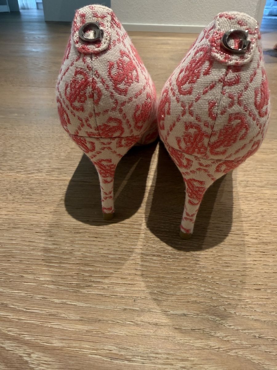 Guess Damenschuhe: Guess Pumps Sambalia Gr 39 – Neu (gemäss Beschreibung) aus Oberentfelden von mir_6dfk 3