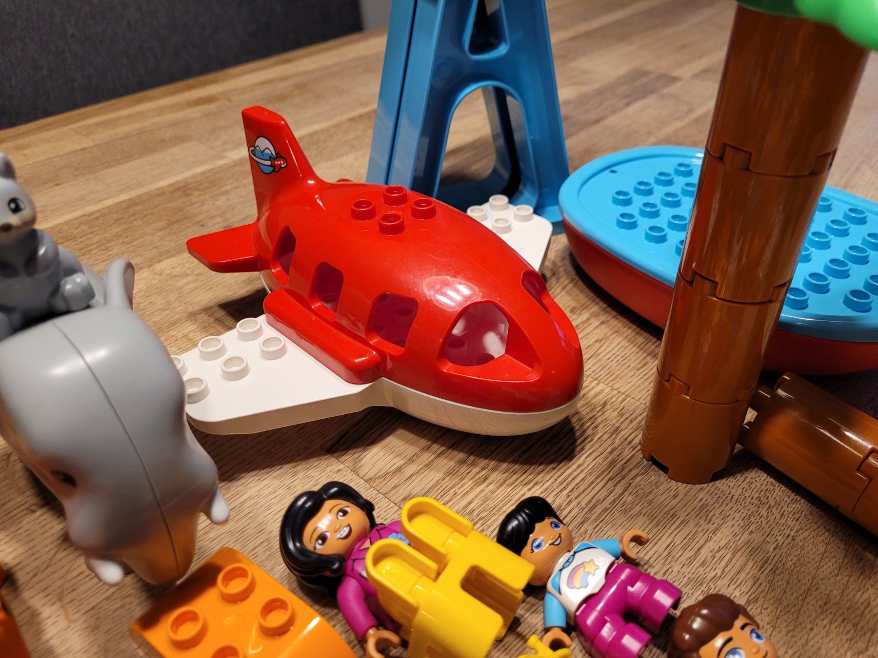 Lego Giocattoli: grosses Lego Duplo Set mit Bauplatte – Usato da magden venduto da Stjohannbasel 3