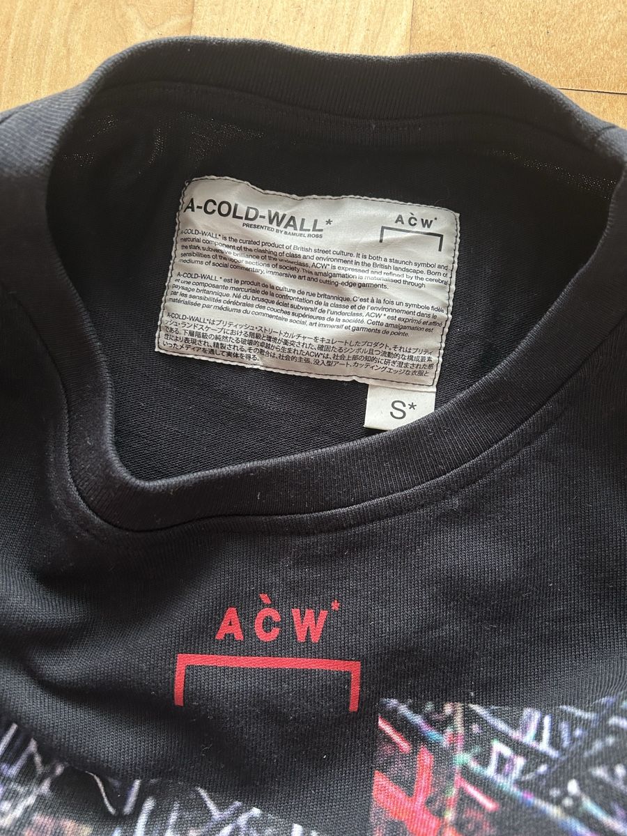 T-shirt: A Cold Wall Longsleeve T-Shirt – Usato da Gockhausen venduto da pierrezhh 1