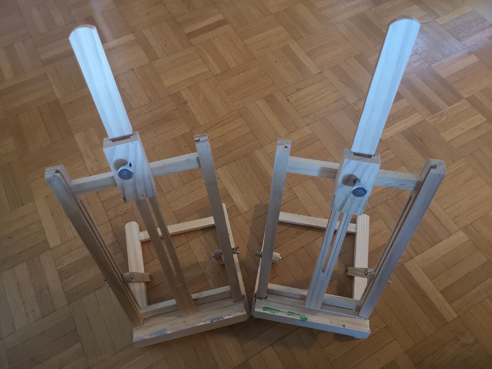 Articoli in legno: Staffelei als Holz – Usato da Dietikon venduto da aro_mr6l