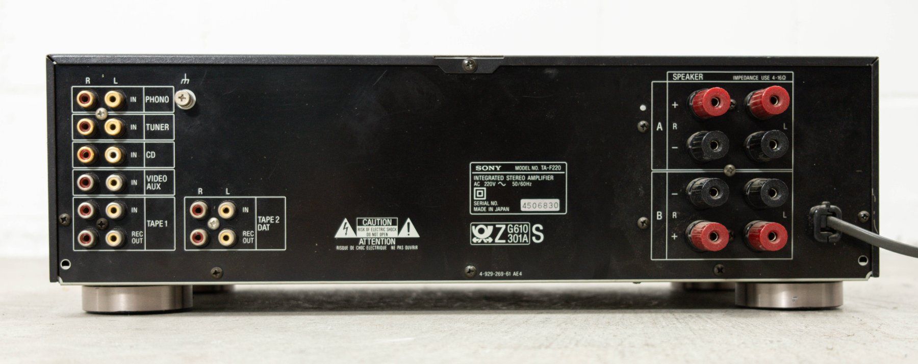 Sony Amplificatori: Verstärker SONY TA-F220 – Usato da Zürich venduto da ZuercherBrockenhaus 3
