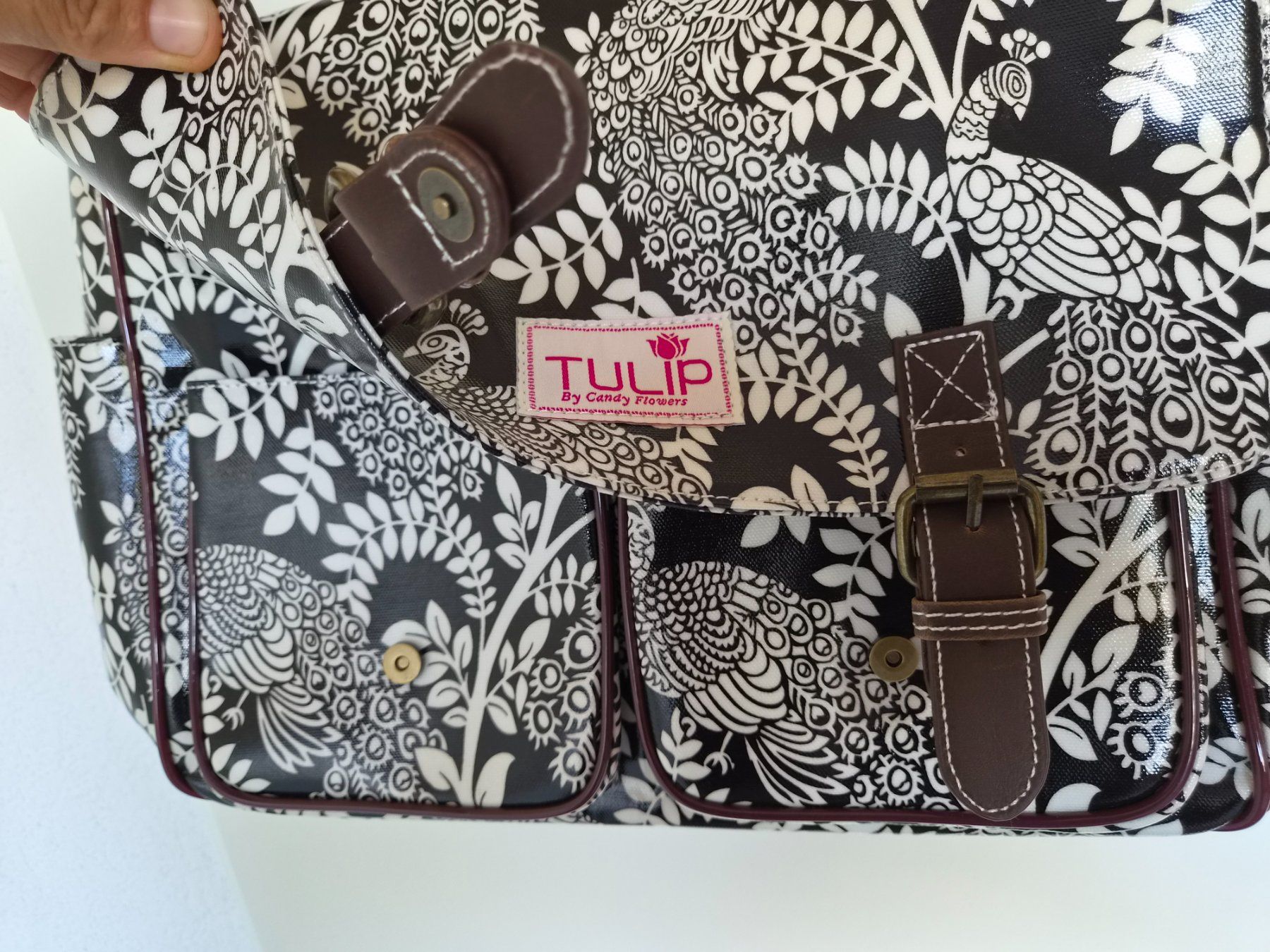 Tulip Borse da donna: Neue grosse Tulip Tasche – Nuovo (secondo la descrizione) da Ueberstorf venduto da andreabruegger 1
