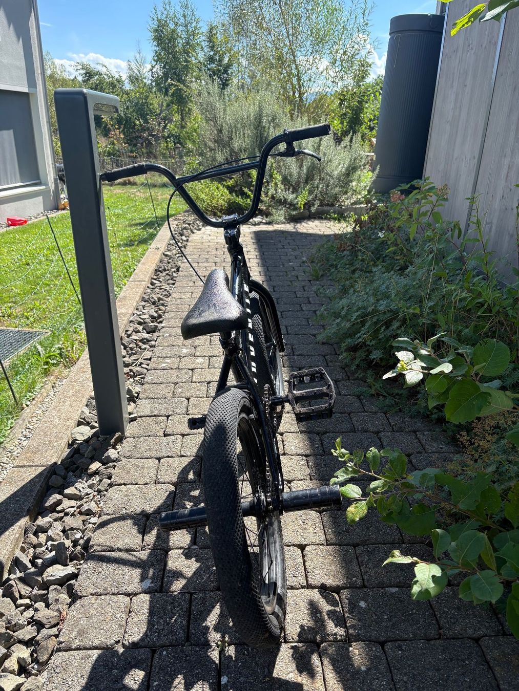 Vélos: Juvi 18" 2020 Freestyle BMX – D'occasion à Uerzlikon par Murukli 3