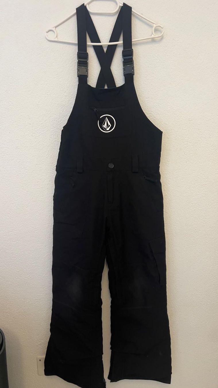 Volcom Pantaloni: Volcom Latzhose, Kinder,  Grösse M – Usato da Root venduto da Aravy