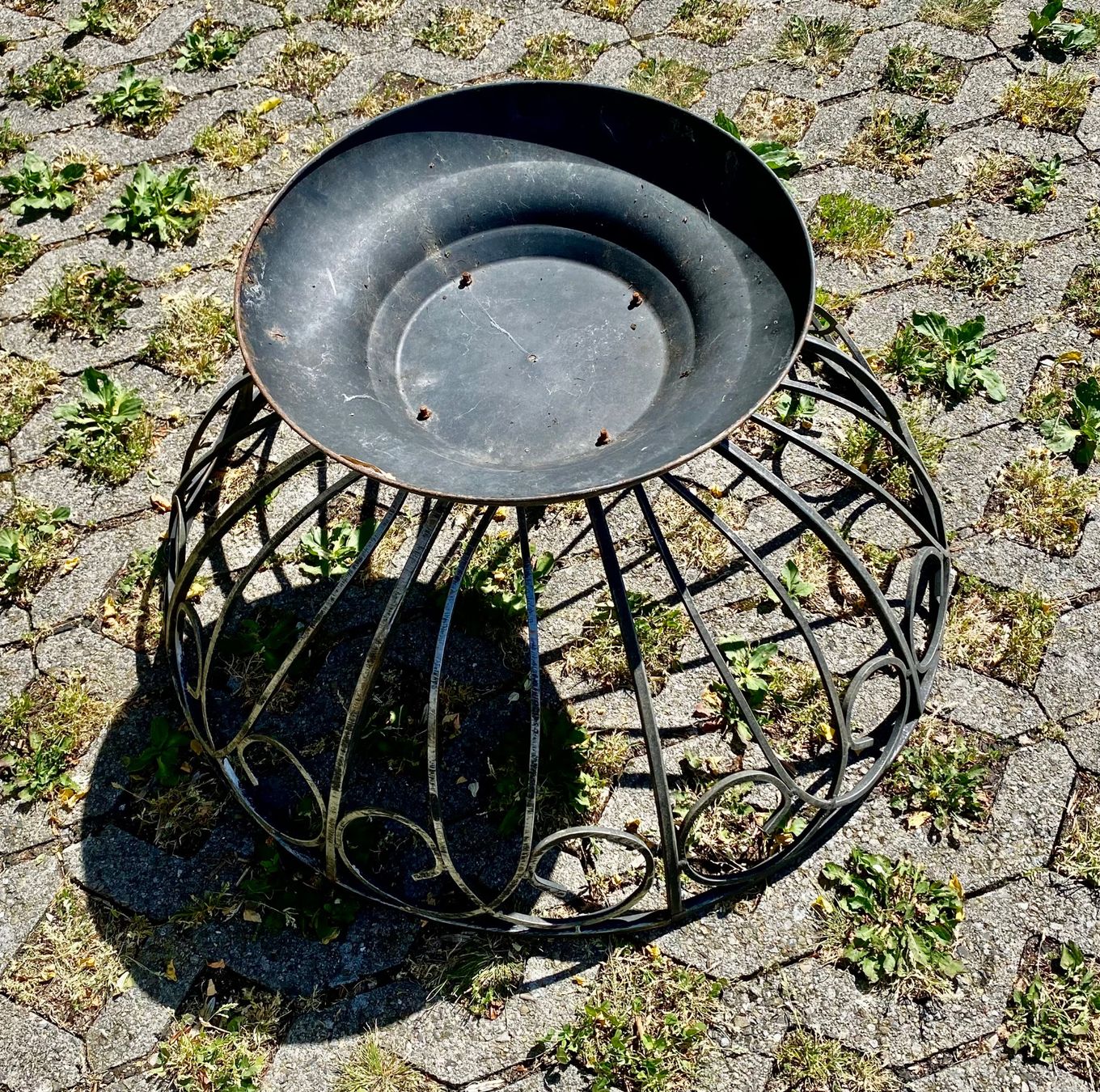 Tutte le decorazioni: Dekoration Schmiedeeisen 75cm Durchmesser – Usato da Bremgarten AG venduto da 2N1 2