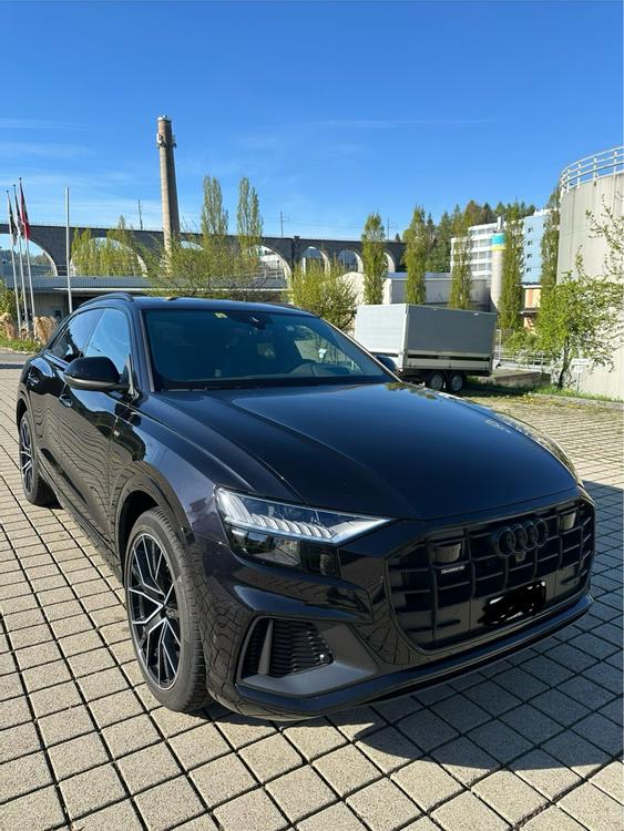 Audi Q8 45 TDI Black Edition quattro tiptronic