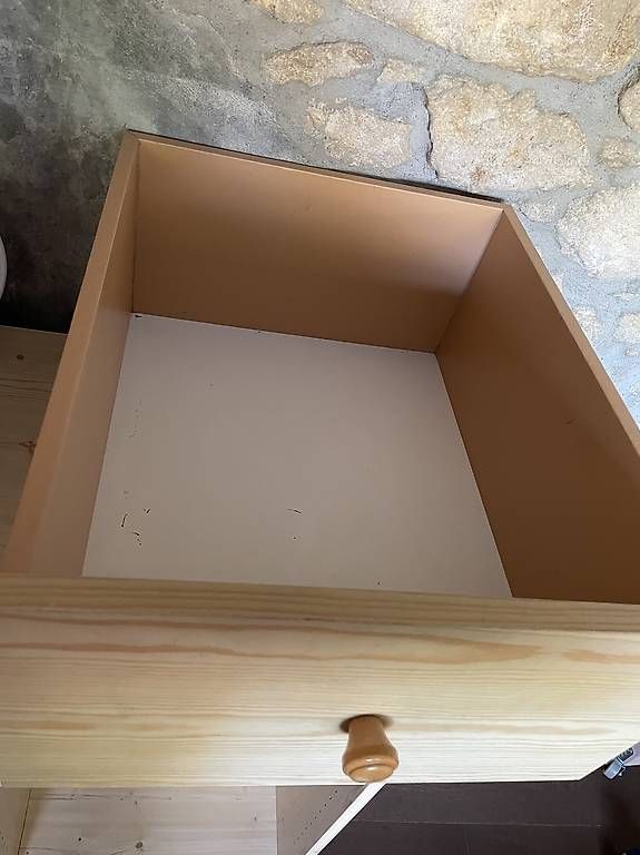 Schreibtische: À donner, petit bureau d'étudiant – Gebraucht aus Faoug von rocamadou 2