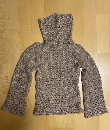 Wollpullover mit Kragen