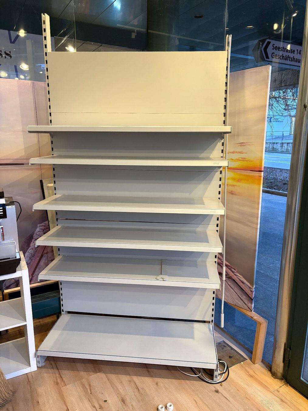 Allestimento di negozi e stand fieristici: Laden Regale und Theke – Usato da Horgen venduto da kar_ch58 8