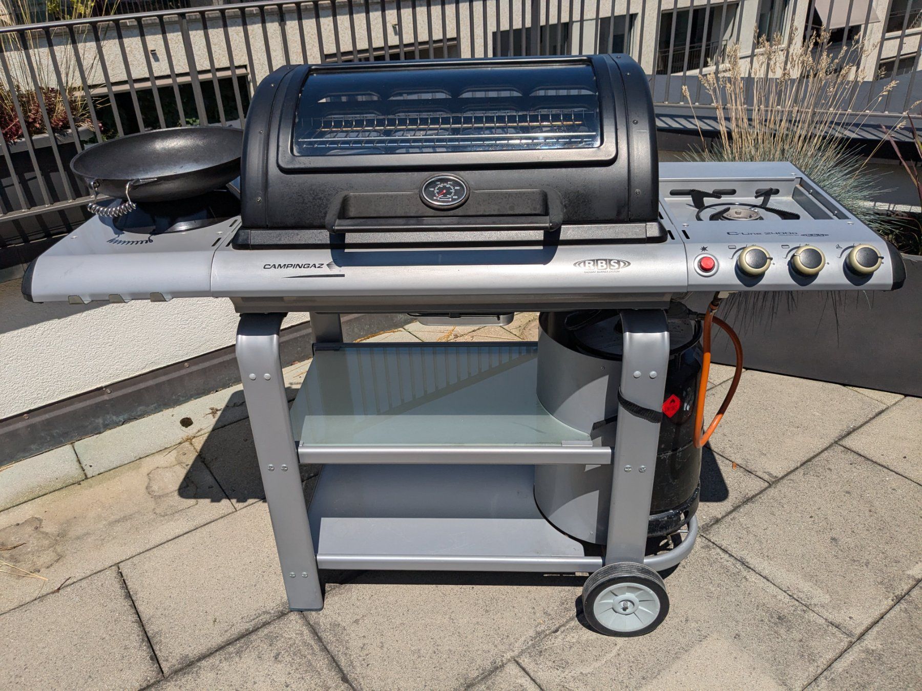 Campingaz Grills: Campingaz Grill C-Line 2400 – Gebraucht aus Dietikon von