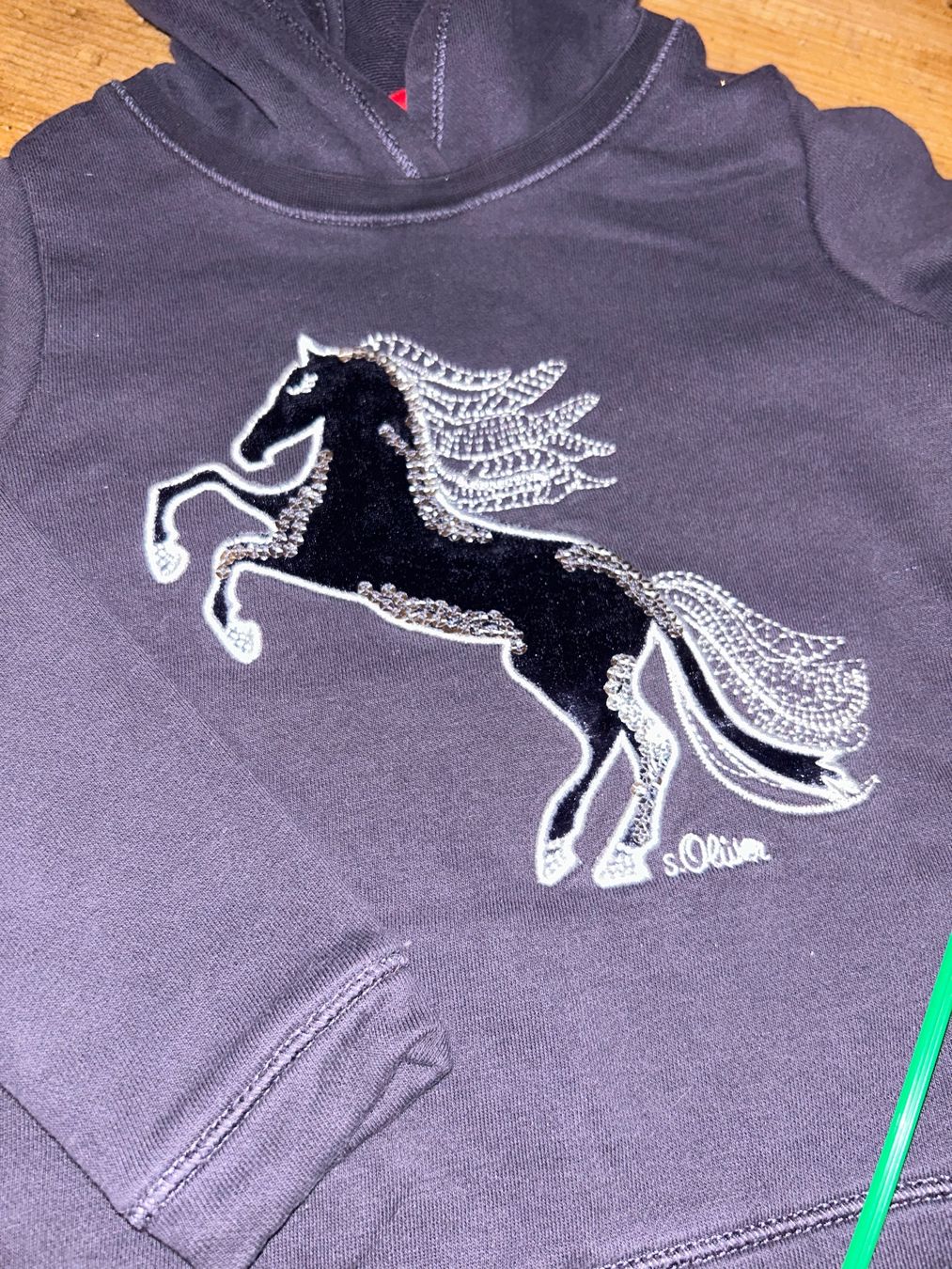 S.Oliver Pullover & Sweatshirts: Kapuzenpullover 92/98 S. Oliver - neuwertig – Neu (gemäss Beschreibung) aus Safenwil von 2hand_aber_wertvoll 2