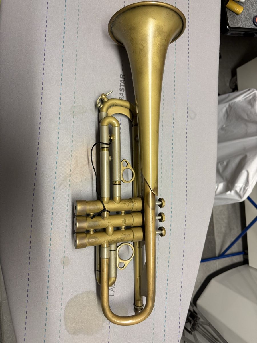 Musikinstrumente: Antoine Courtois Evolution II – mit Doppelschallbecher – Gebraucht aus Buchrain von Lama6 4