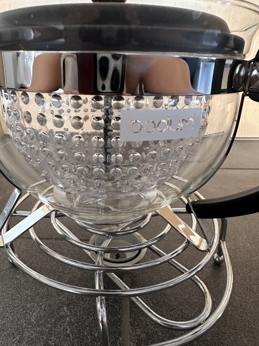 Bodum Teekannen: Bodum Teekanne mit Sieb, neuwertig, – Gebraucht aus LAUERZ von sruncheli73 3