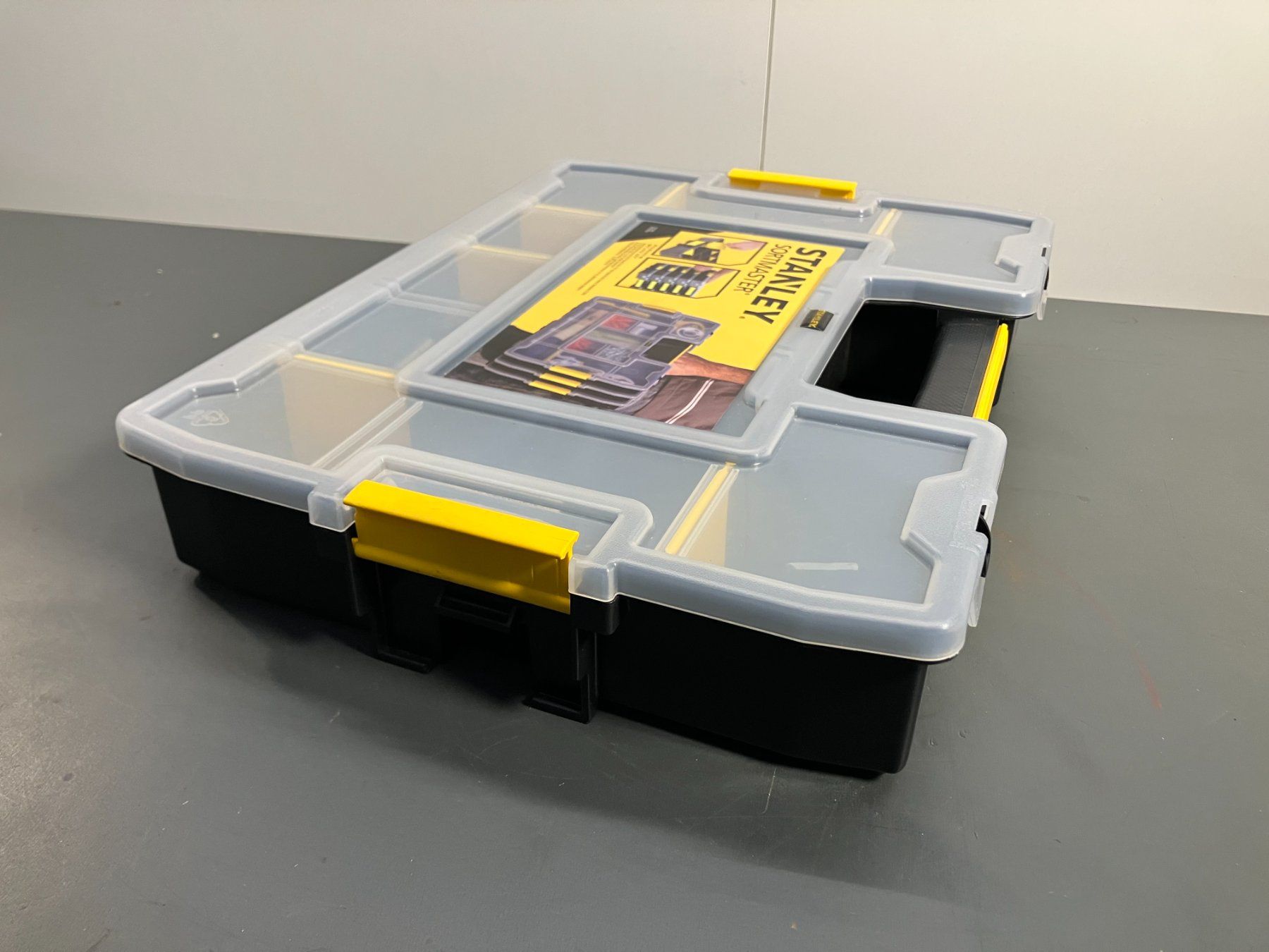 Alle Werkzeuge: STANLEY Sortmaster - Sortierkoffer mit div. Inhalt ab 1.- – Gebraucht aus Lichtensteig von Buy24International 7