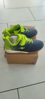 Kinder Hallenschuhe Grösse 33 neu 