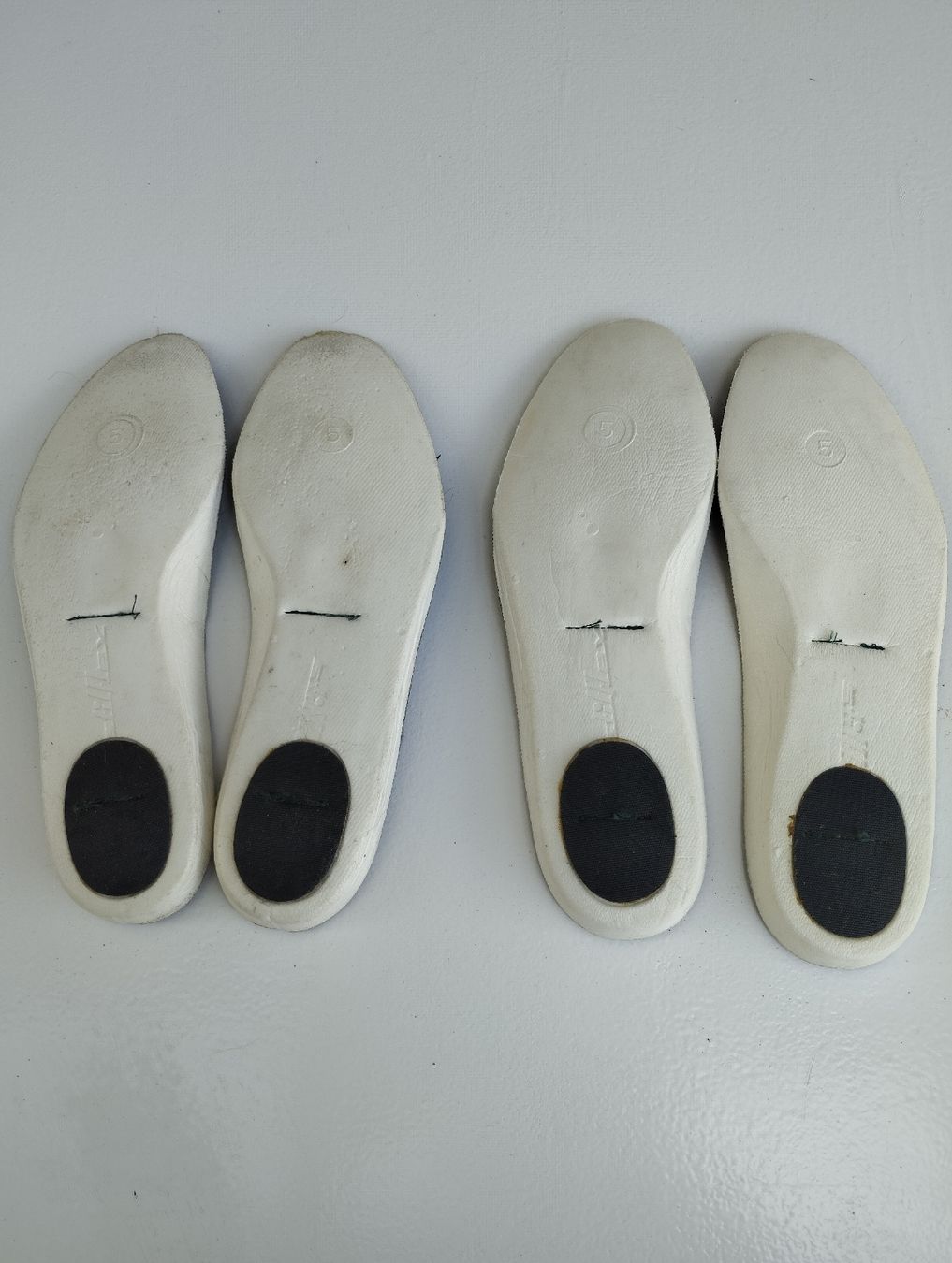 Herrenschuhe: Bally Suisse Einlegesohlen Grösse 5, 4 Stk – Gebraucht aus Ostermundigen von Dinge1 1