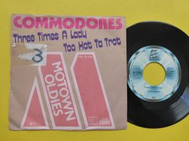 Commodores – Three Times A Lady / Too Hot Ta Trot