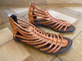 Sandalen 34