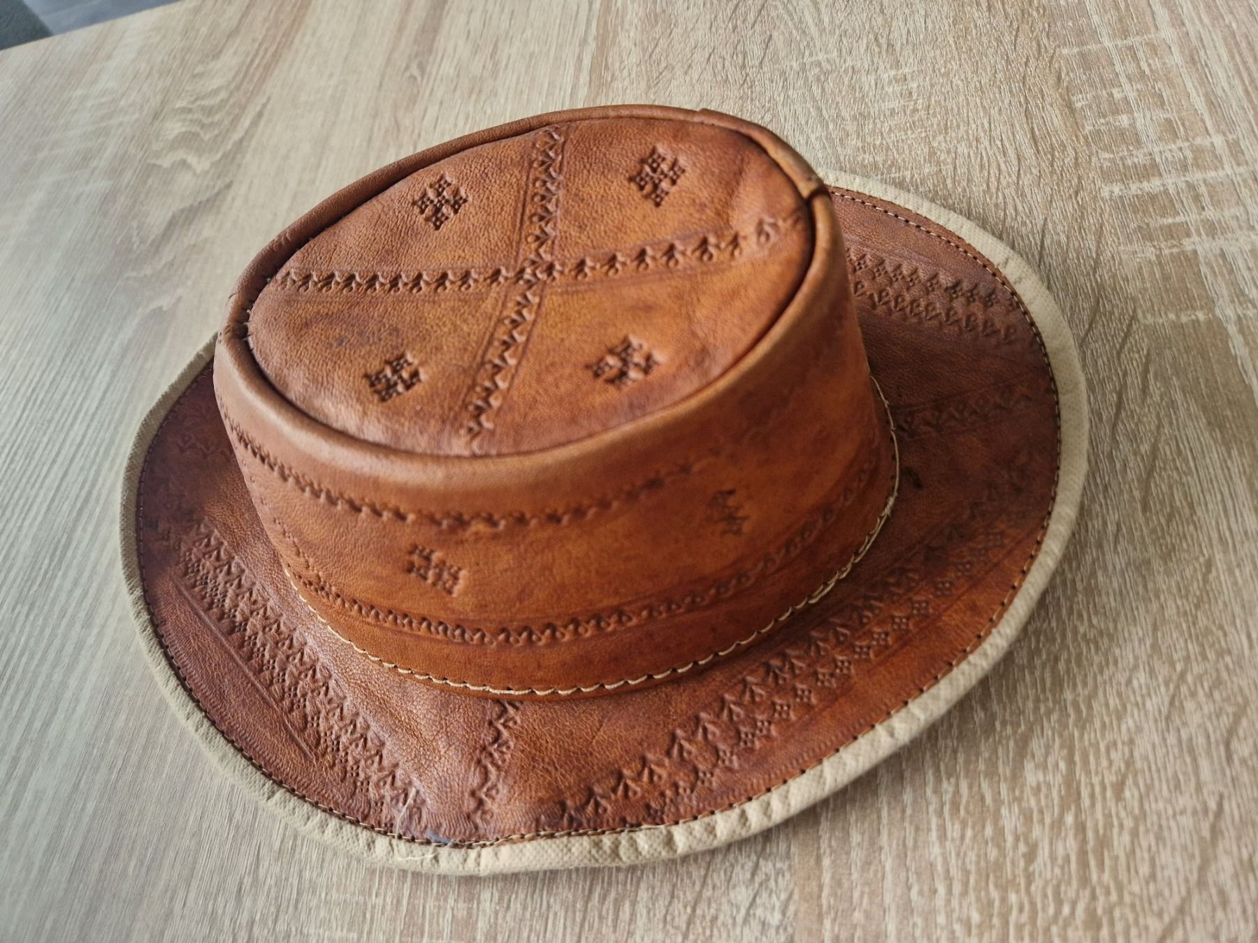 Hüte, Mützen & Caps: Echtleder Cowboyhut – Gebraucht aus Rebstein von Ajs_Toy_Palast_1 1