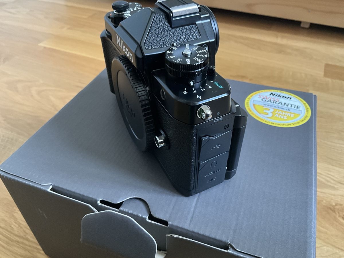 Nikon Appareil photo: Beautiful Nikon Zf Mirrorless Camera – Neuf (Voir description) à Lausanne par True_Bargain 3