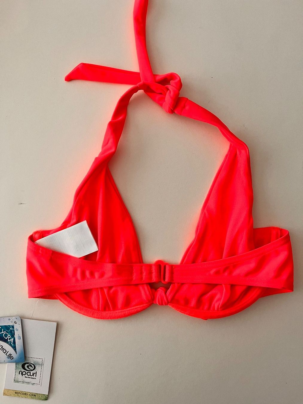 Rip Curl Costumi da bagno & Bikini: RIP CURL, Bikini-Oberteil, Grösse S, Farbe Corel – Nuovo e nell'imballaggio originale da Rudolfstetten venduto da gst_g7xl 2