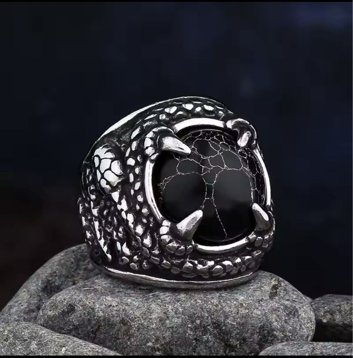 Anelli: Stainless Steel Dragon Claw Ring – Nuovo e nell'imballaggio originale da Aarburg venduto da StavFashion