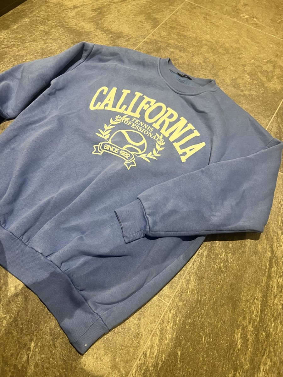 Maglioni & Felpe: Sweatshirt, S, oversize – Usato da Recherswil venduto da ntura 1