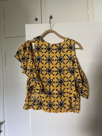 Pepe Jeans yellow top