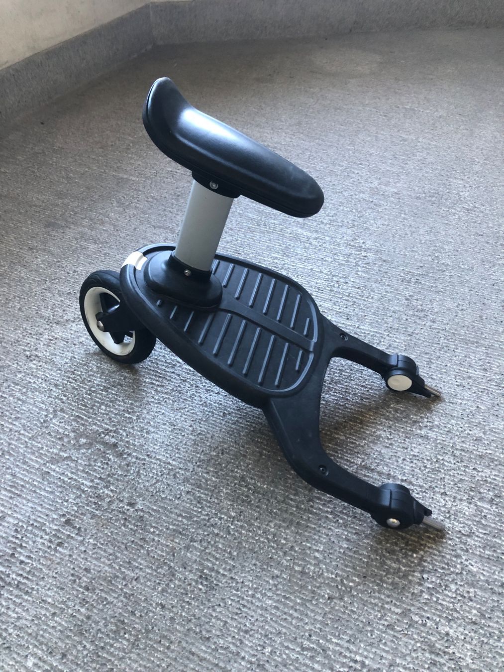Bugaboo Kinderwagen Zubehör: Mitfahrbrett Bugaboo mit Adapter – Gebraucht aus Zürich von vintagist