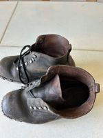 Antike Militärschuhe
