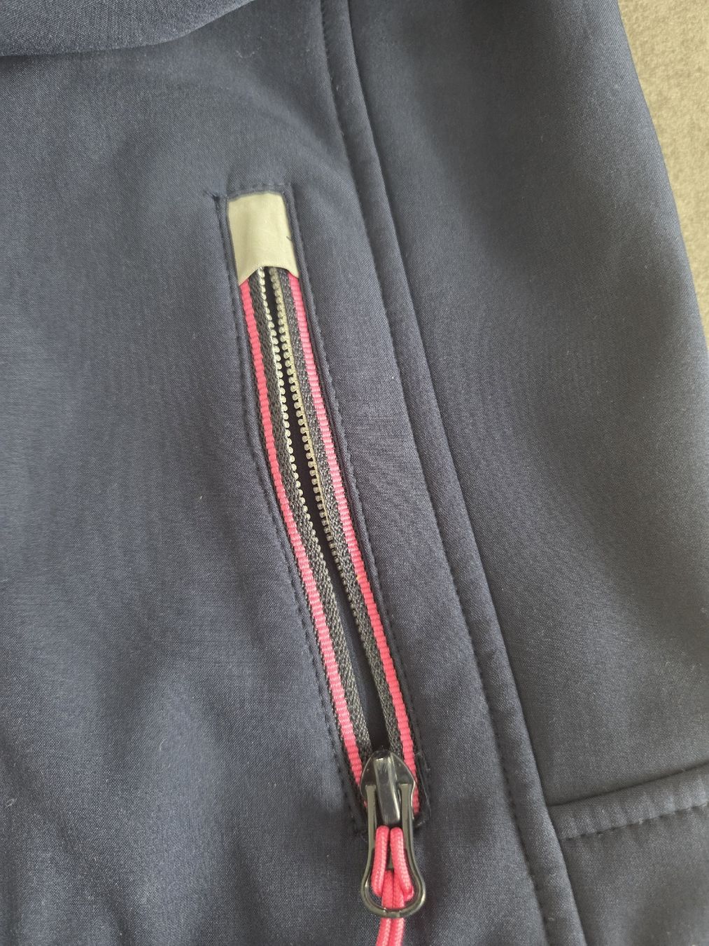 Trollkids Jacken & Mäntel: Kinder Softshelljacke Trollkids Grösse 110 dunkelblau – Gebraucht aus Hüntwangen von ManuM2014 3