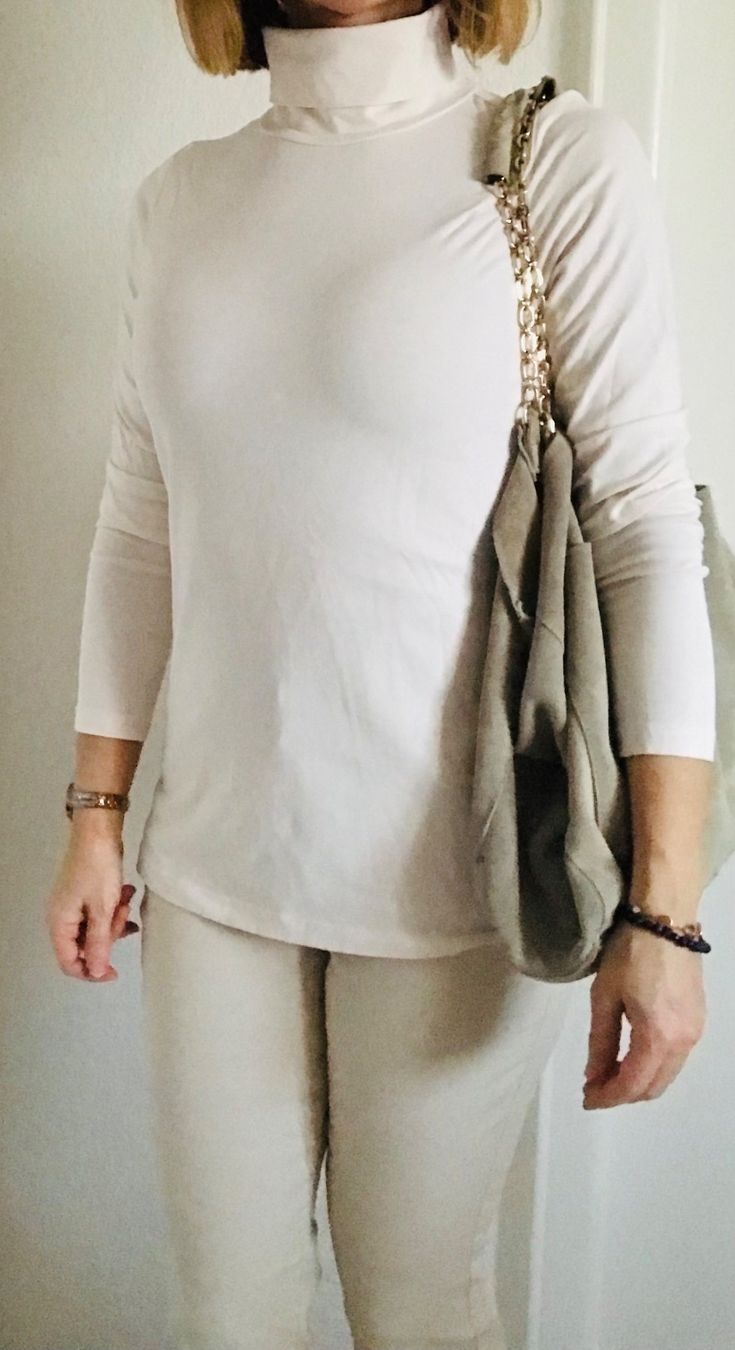 Heine Maglioni & Felpe: Heine Rollkragenpullover creme, Gr. 36 – Nuovo (secondo la descrizione) da Zürich venduto da KEEPINSPIRED 4
