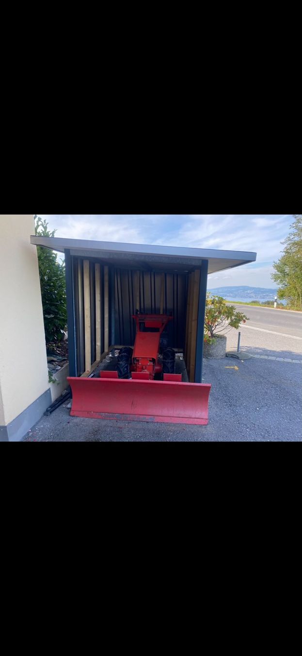 Bucher Sgombero neve: Bucher mit Schneepflug – Usato da Feusisberg venduto da aeb_5swy 2
