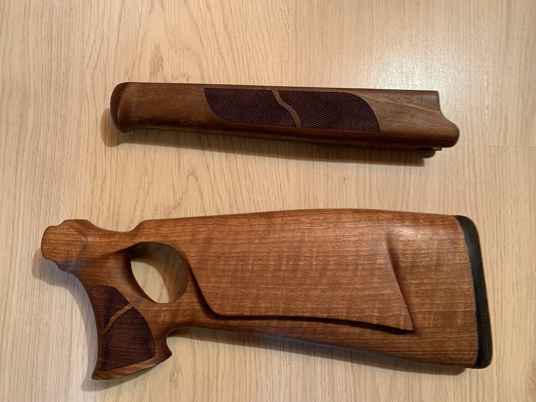 Articoli in legno: Blaser R93 Lochschaft Waffen Jagd – Nuovo (secondo la descrizione) da Brenzikofen venduto da Eldare 1