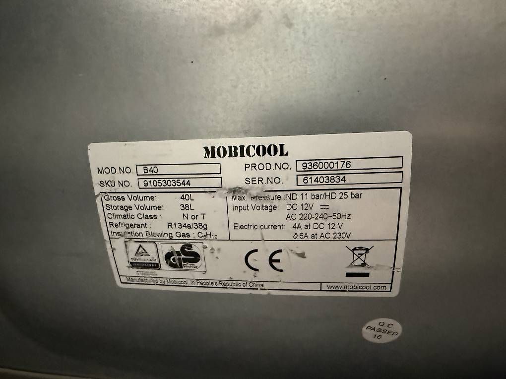 Frigoriferi: Küchlschrank ~230v/-12v – Usato da Saland venduto da nikola.djoric30 4
