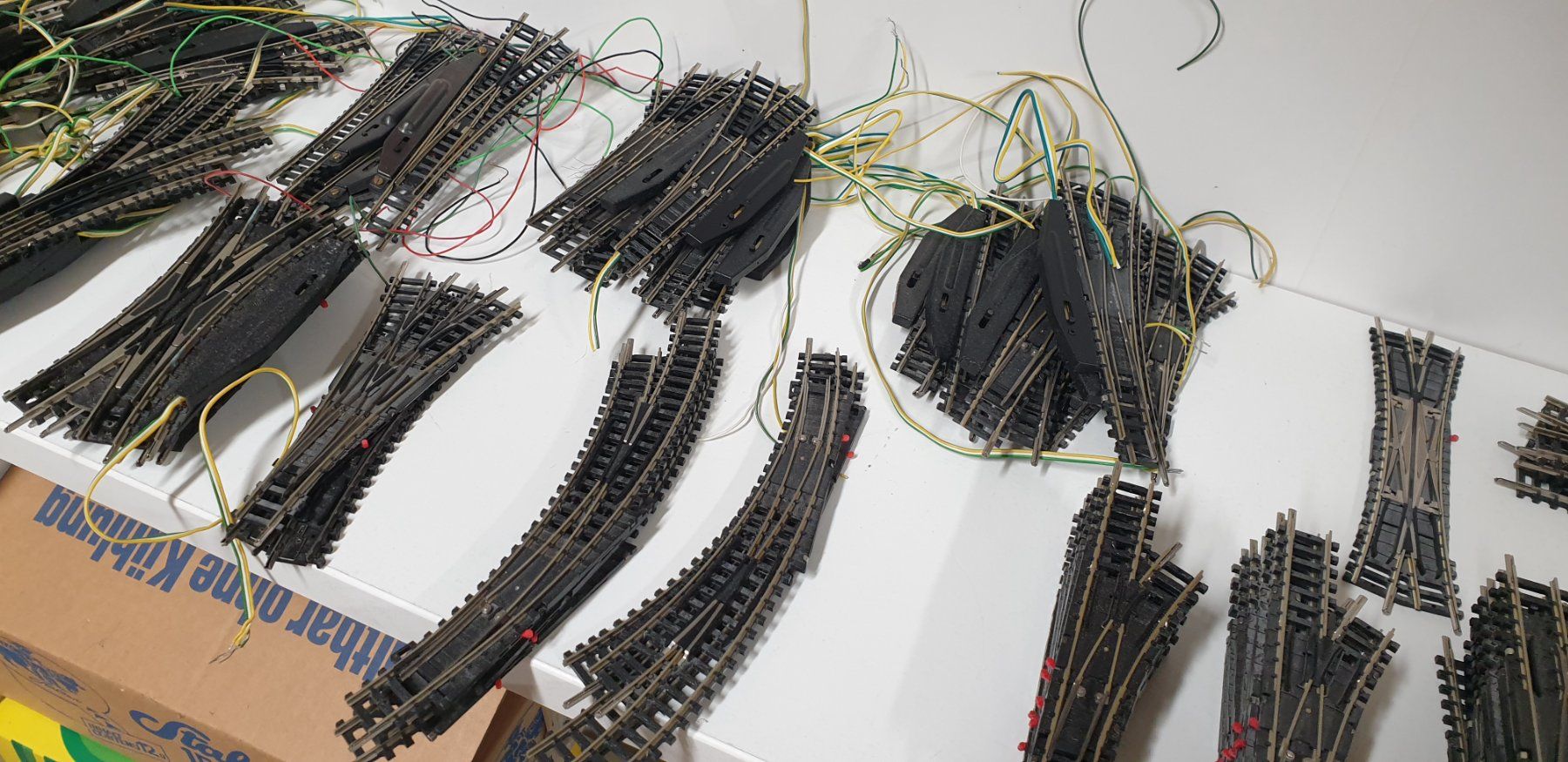 Trix Modelleisenbahnen: Minitrix Spur N Weichen Lot über 165 Stück!! – Gebraucht aus Neuenhof von ludovicco 3